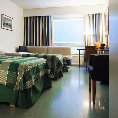 West Side Hotel トゥルク エクステリア 写真
