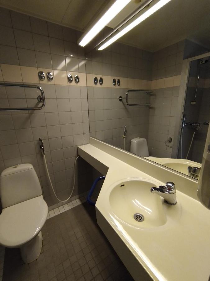 West Side Hotel トゥルク エクステリア 写真